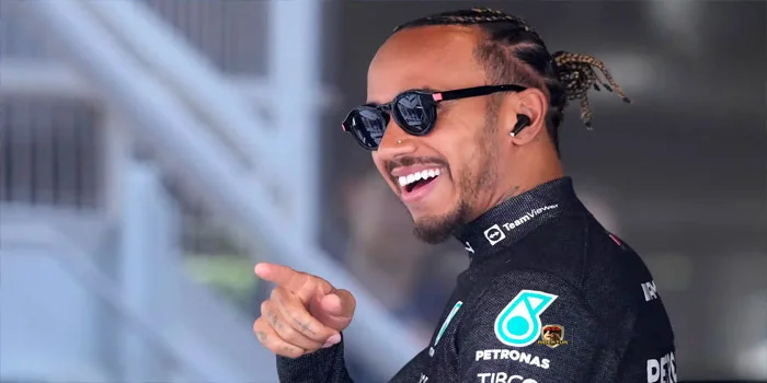 Liberty Media – Resmi Konfirmasi Ketertarikan Lewis Hamilton Beli Tim MotoGP